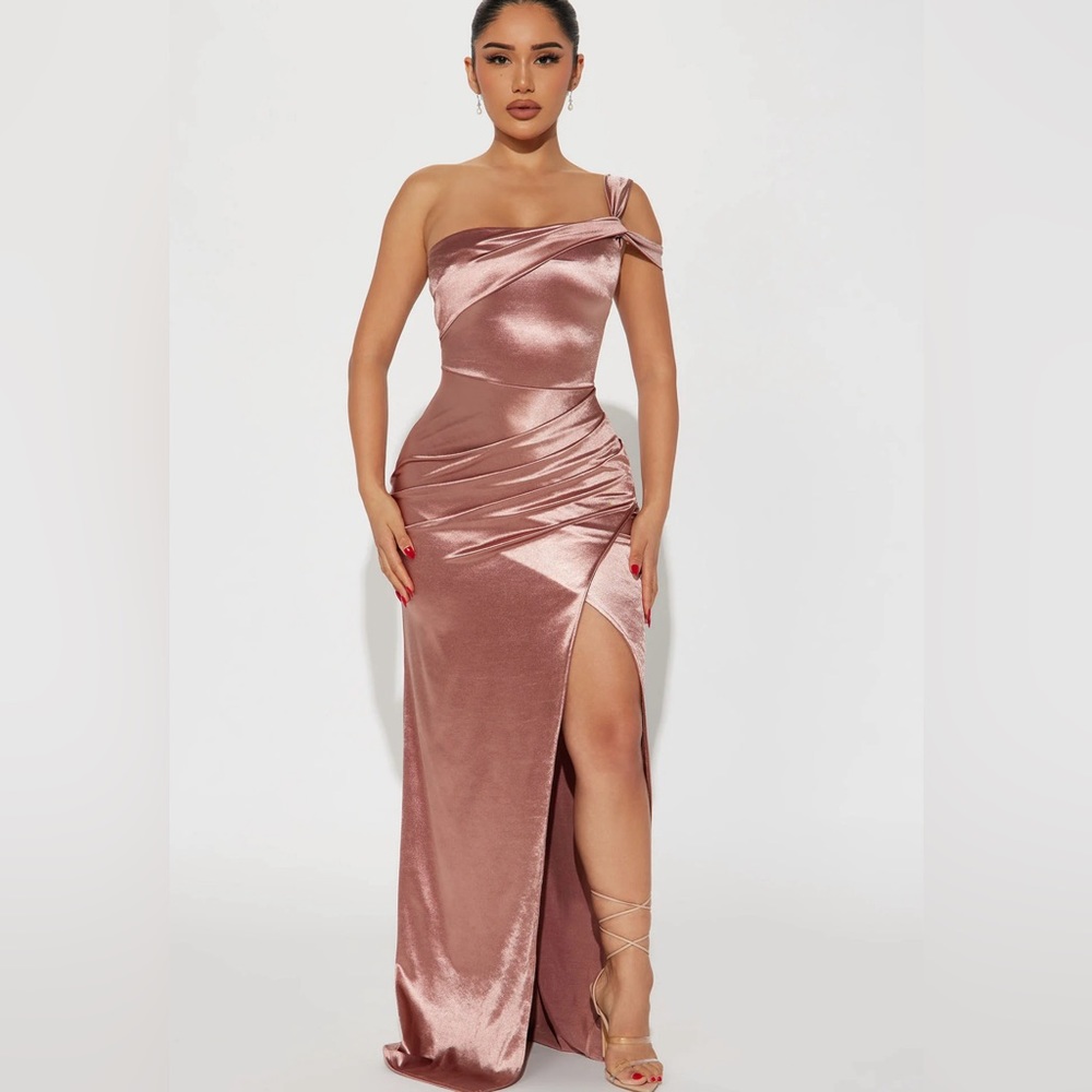 Fashion Nova satin dress size small